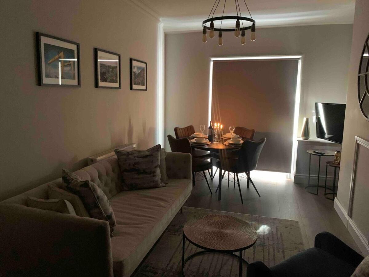 The Auction House Apartment Belfast Bilik gambar