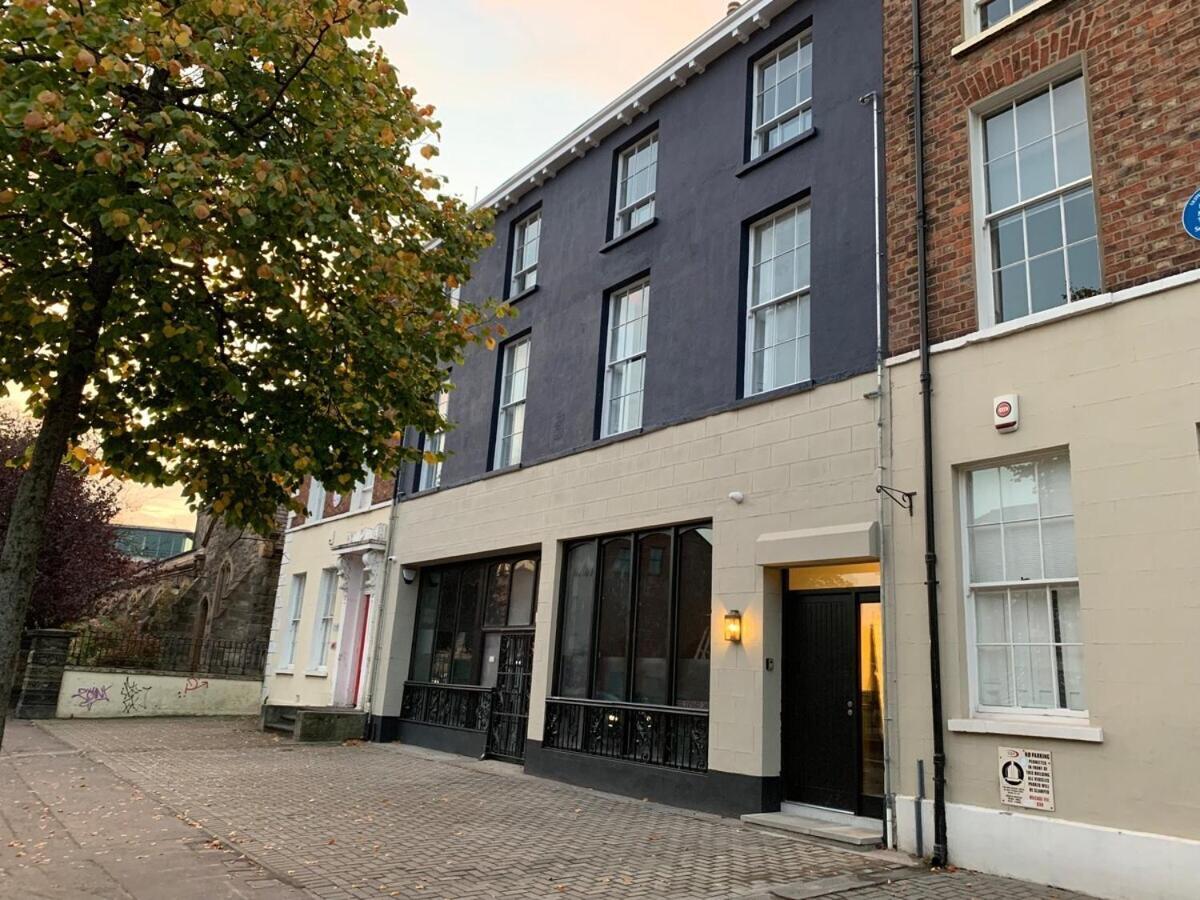 The Auction House Apartment Belfast Bilik gambar