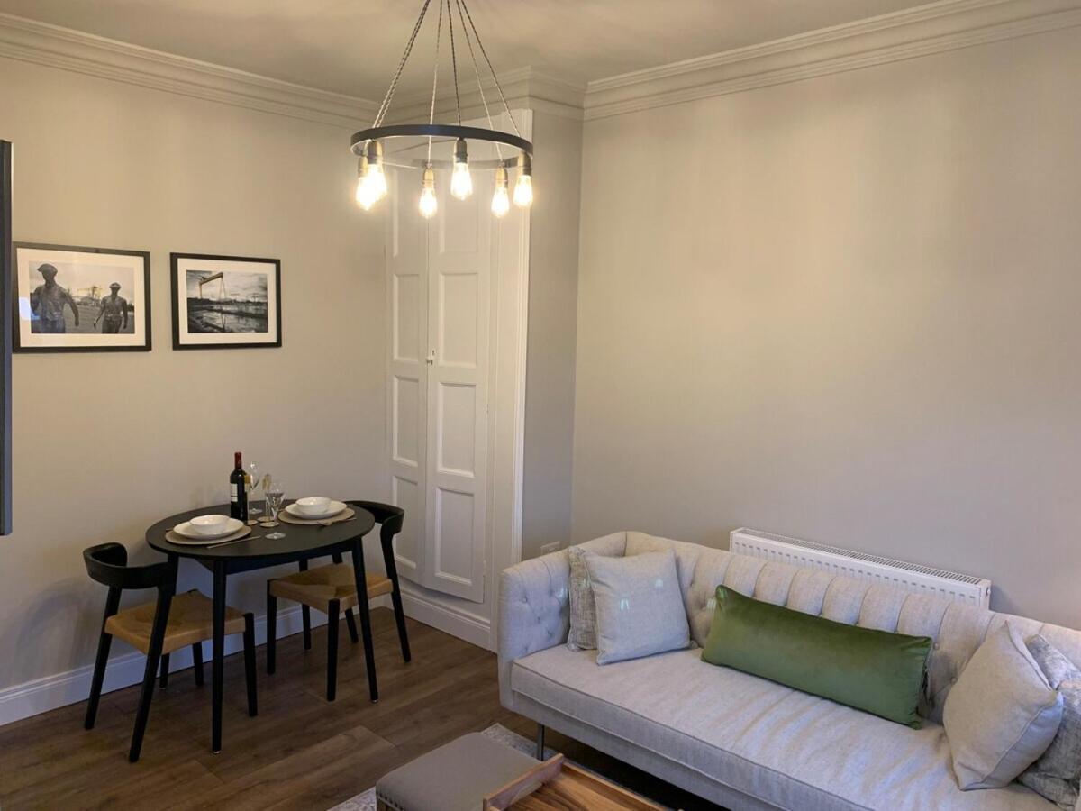 The Auction House Apartment Belfast Bilik gambar